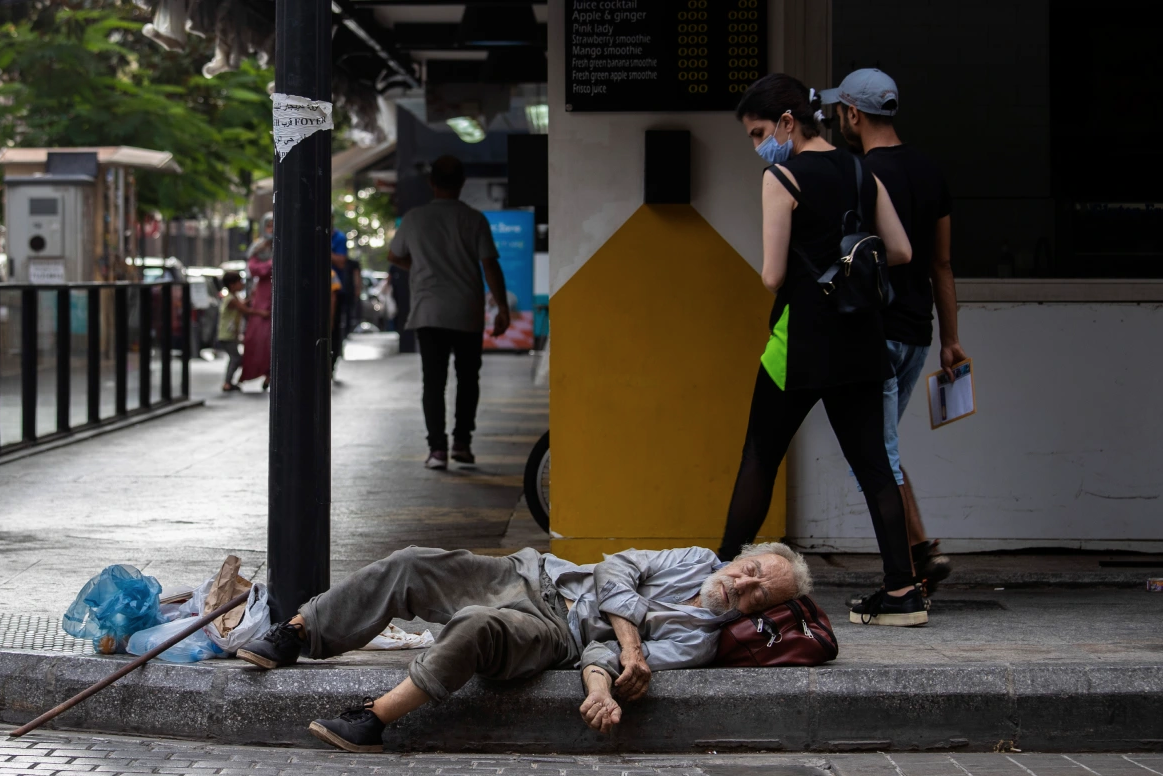 Aging in Times of Crisis: Old Age...